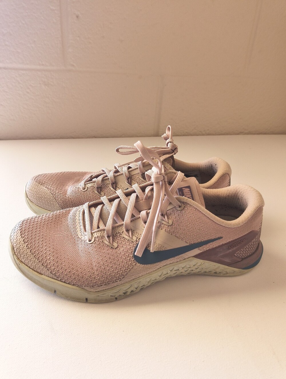 Nike Metcon Women Training Sneakers - Size 9